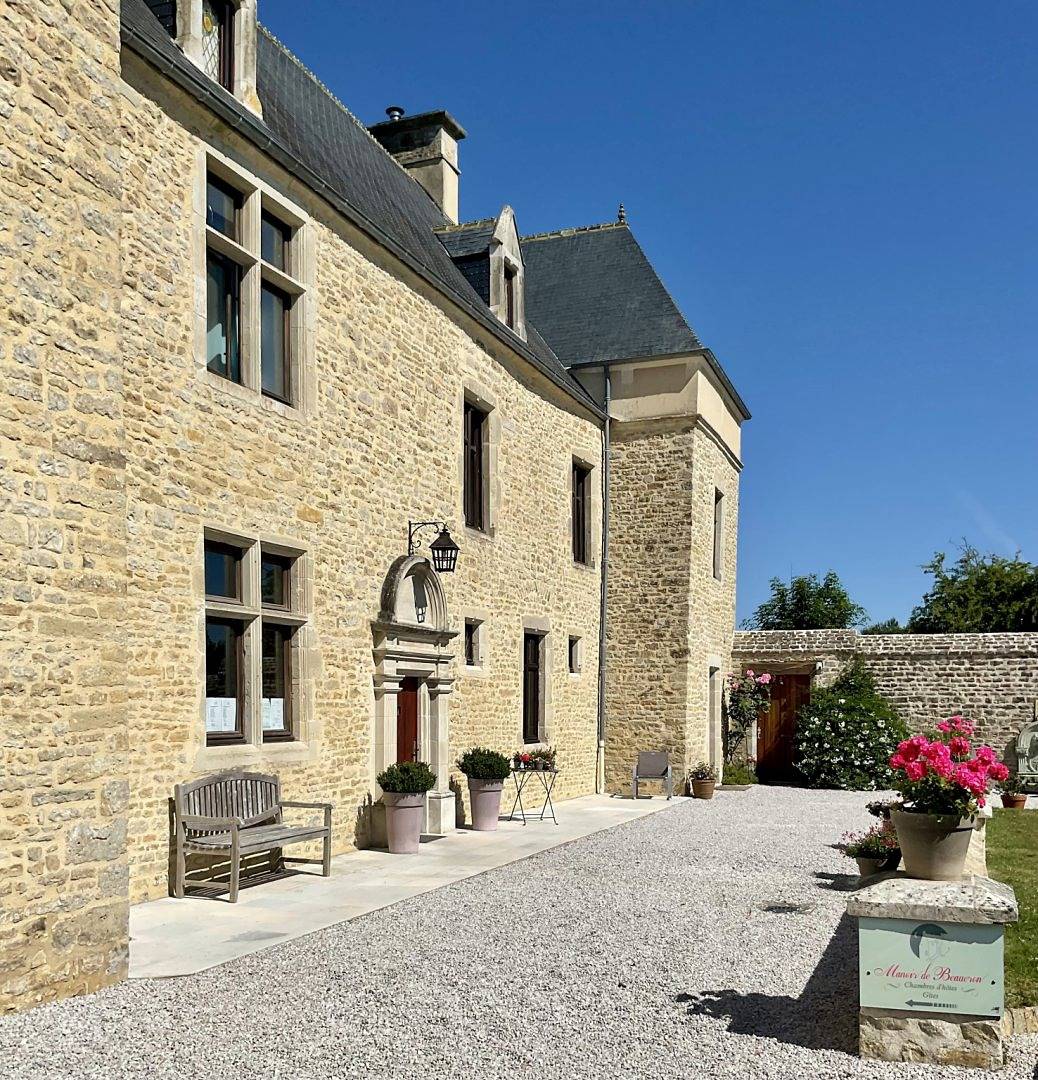 Chambres d'hôtes Manoir de Beaucron - Chambre « Héron » in Brucheville, Carentan les Marais