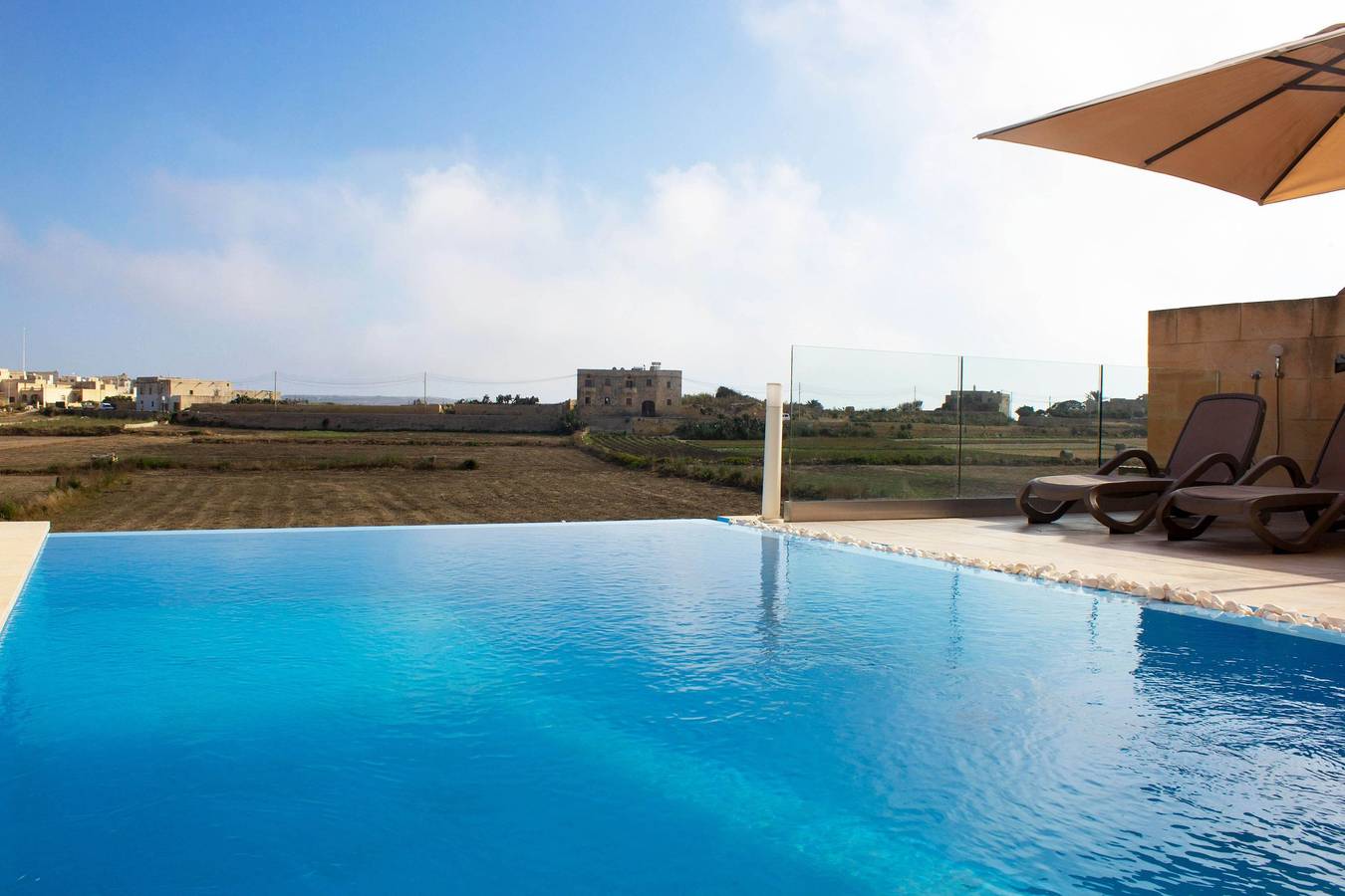 Kenn Gozitan villa and pool in Gharb, Gozo