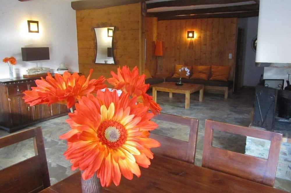 La Bergerie Avec Spa in Camparan, Pyrénées