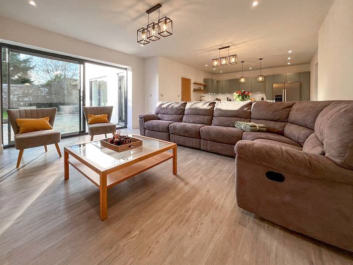 Cottage for 8 people, with garden, with pets in Plymouth