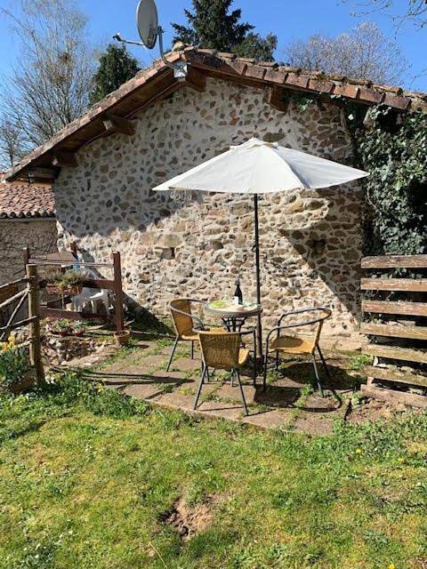 Location de vacances pour 2 personnes, avec jardin et vue à Saulgond - 2