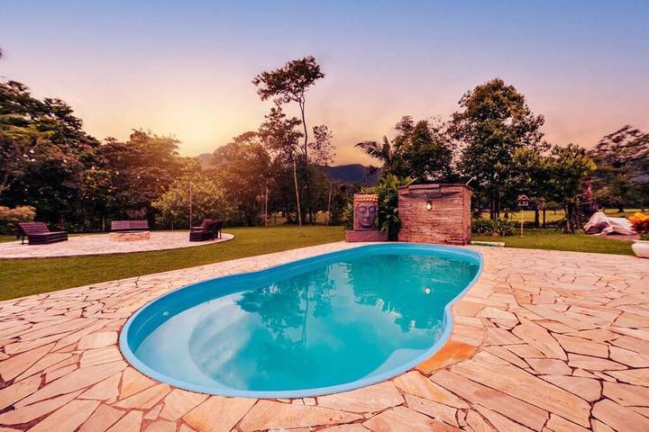 Location de vacances pour 20 personnes, avec piscine ainsi que jardin et jacuzzi à Joinville - 4