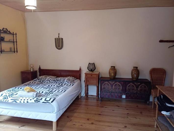 Location de vacances pour 4 personnes, avec vue et piscine ainsi que jardin et terrasse à Saint-Cirq-Lapopie - 4