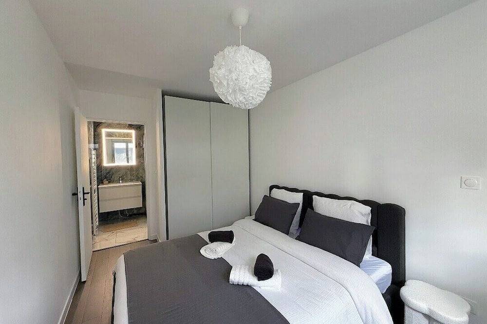 Appartement entier, T2 Les Jardins d'Europe *Piscine* *Balcon* in Strasbourg, Région de Strasbourg