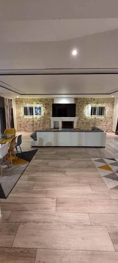 Chambre d’hôte pour 9 personnes, avec jardin ainsi que piscine et jacuzzi dans Val-d'Oise - 3