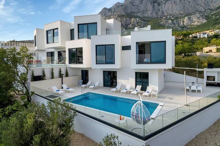 Ferienhaus für 8 Personen, mit Garten in Makarska