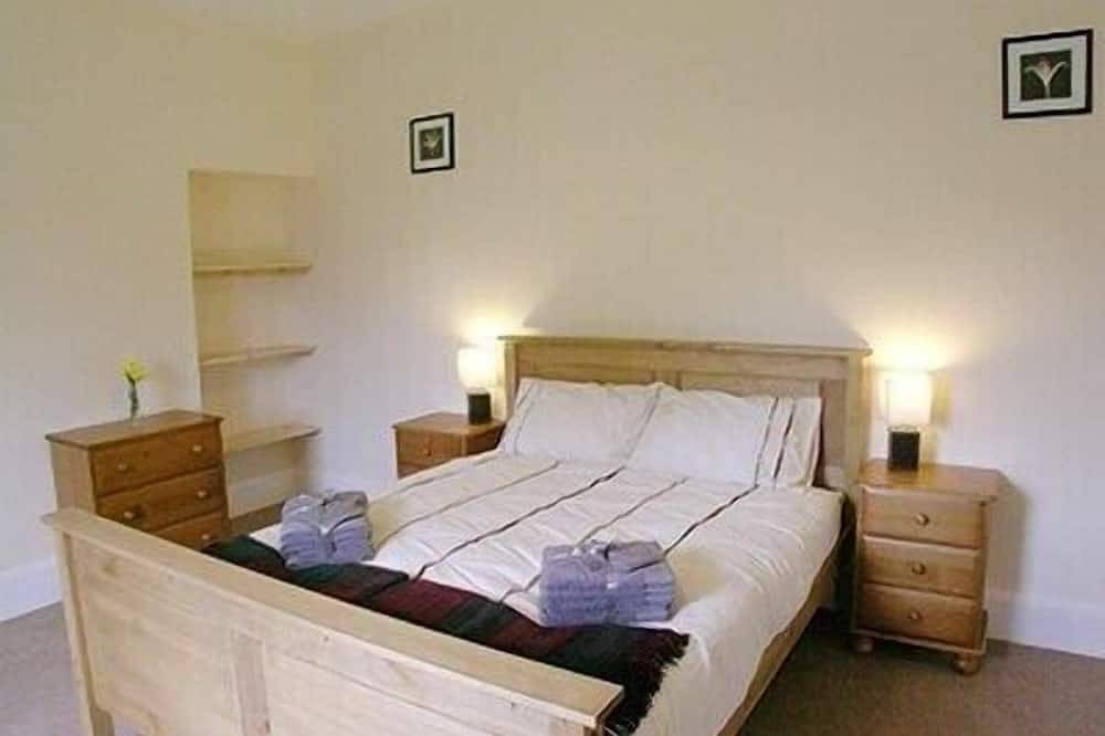 2 bedroom accommodation in Fort Augustus in Fort Augustus, Highlands