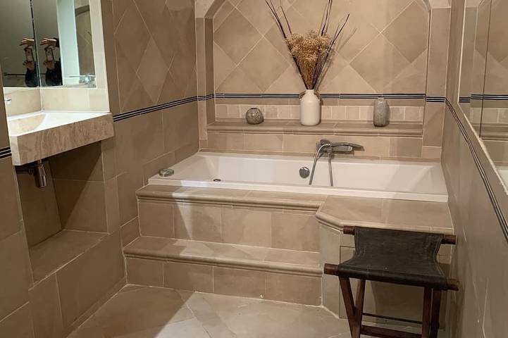 Gîte pour 4 personnes, avec jardin et piscine, animaux acceptés à Peille - 4