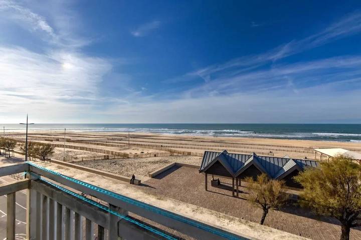 Location de vacances pour 6 personnes, avec balcon à Soulac-sur-Mer