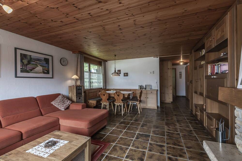 Ganze Wohnung, Casa Hirundella, (Trin Mulin) in Trin Mulin, Trin