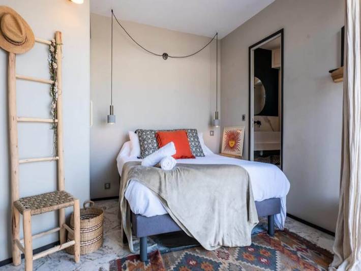 Gîte pour 4 personnes, avec terrasse dans Port du Mourre-Rouge - 4