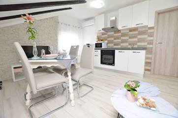 Apartament Wakacyjny dla 4 osoby w Ika, Żupania primorsko-gorska, Zdjęcie 4