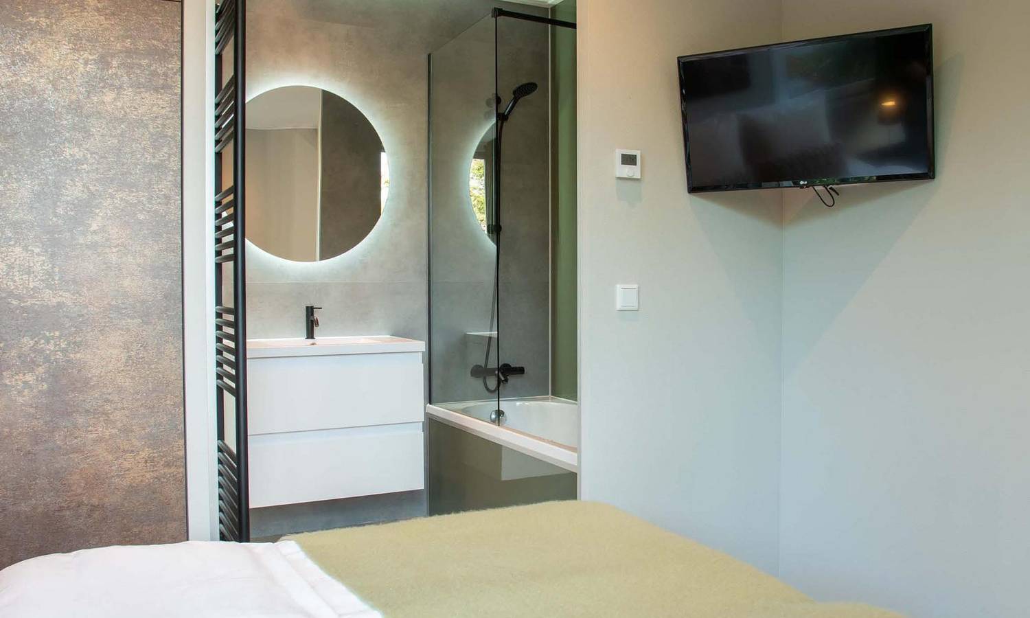Bospark Ede — Veluwehoeve 4 personen Wellness (Hottub) in Ede, Hoge Veluwe