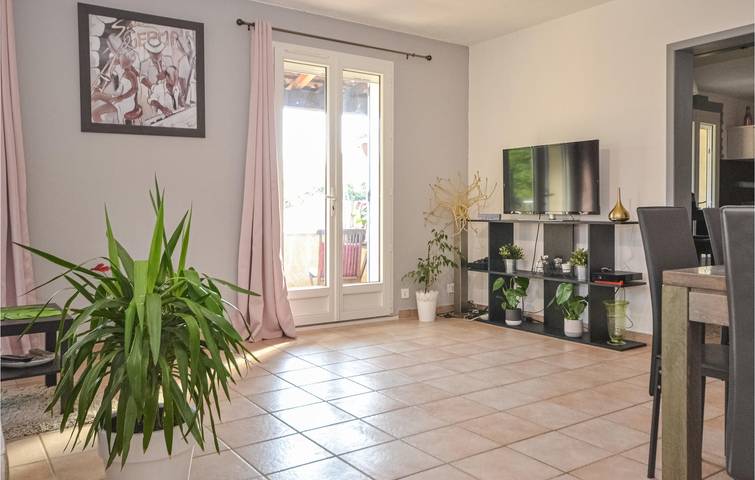 Location de vacances pour 6 personnes, avec jardin ainsi que piscine et terrasse à Saint-Paul-Trois-Châteaux - 3