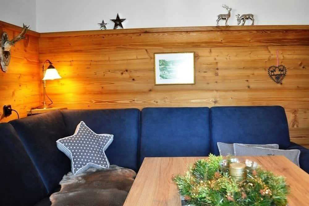 Ganze Wohnung, Ein-Raum-Wohnung (4) 40 qm, Dusche/Wc, Couch, Küchenzeile, Balkon in Reit im Winkl, Bayerische Alpen