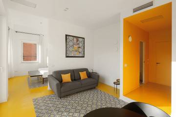 Vacation Rental for 4 Guests in Naples, Tyrrhenian Coast Campania, Picture 2