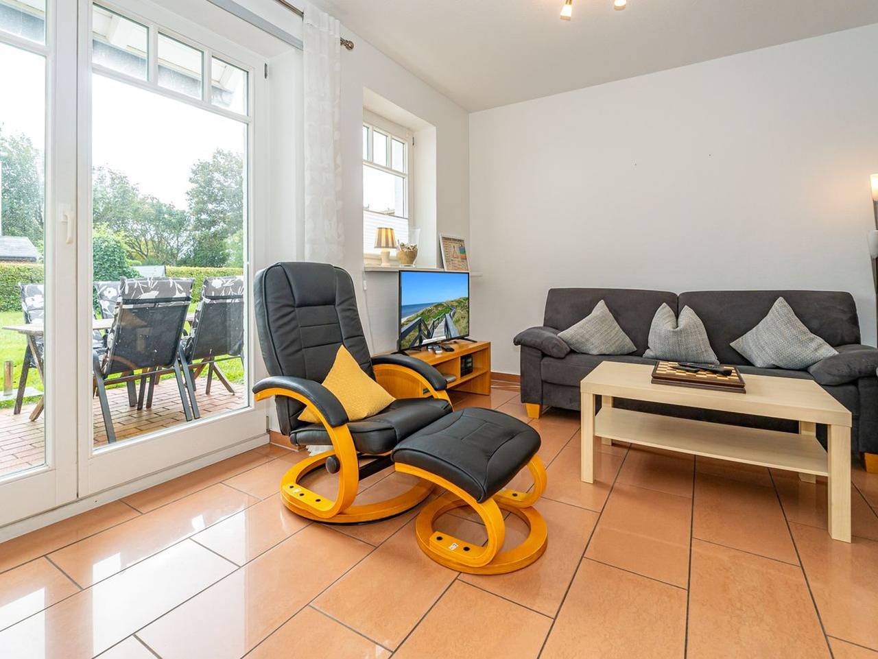 Ganze Ferienwohnung, Haus Conwind Wohnung 5a - Gemütliche Ferienwohnung mit Sauna, Garten und Terrasse in Keitum auf Sylt in Keitum, Sylt (Gemeinde)