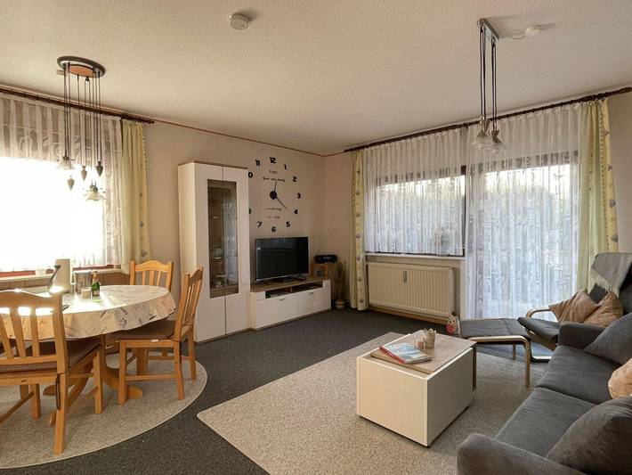 Ferienwohnung für 4 Personen, mit Terrasse und Garten sowie Pool und Sauna