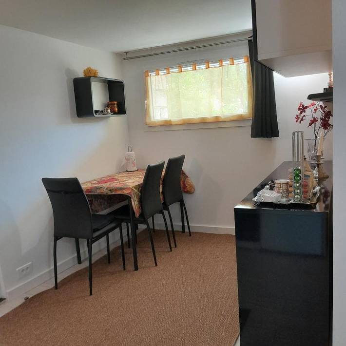 Gîte pour 3 personnes, avec jardin, animaux acceptés à Sainte-Geneviève-des-Bois - 3