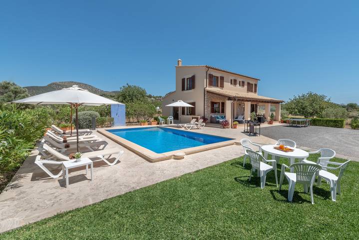 Ferienhaus für 7 Personen, mit Garten