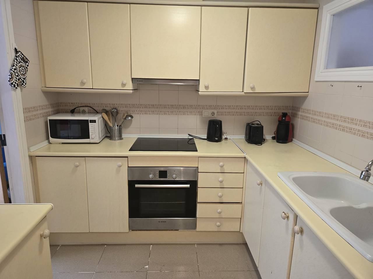 Ganze Wohnung, Apartment 'Escondite Brisa Marina' mit privater Terrasse und Wlan in Calpe Altstadt, Calpe