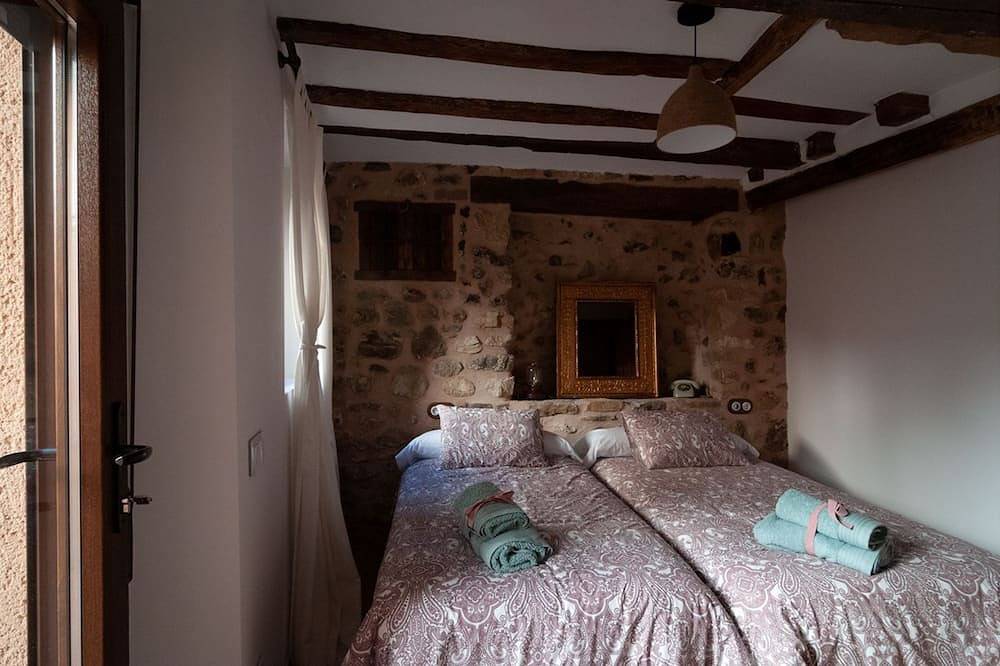 Casa Rural - la Casa el Cura in Guadalajara Province