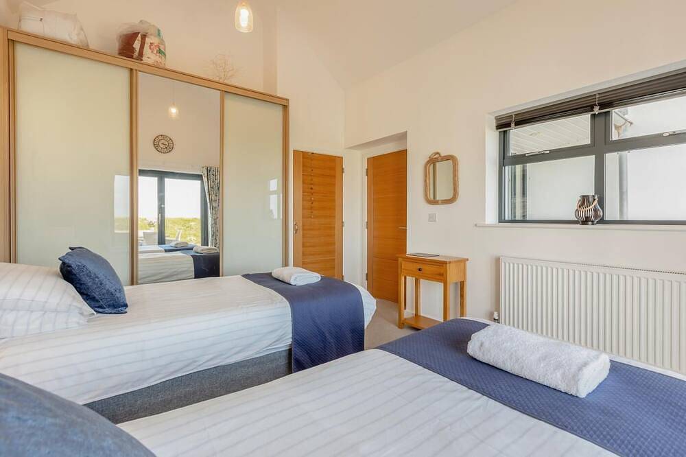 3 Bed in Westward Ho! (oc-dreck) in Westward Ho, Devon