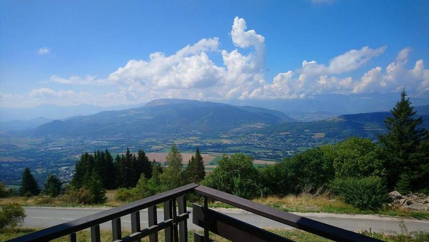 Appartement de vacances pour 4 personnes, avec Balcon et Terrasse ainsi que Vue et Vue sur le lac