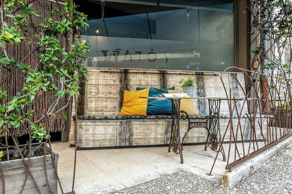 Entire apartment, Citystyle apartment in medieval Monflanquin in Monflanquin, Villeneuve-sur-Lot region