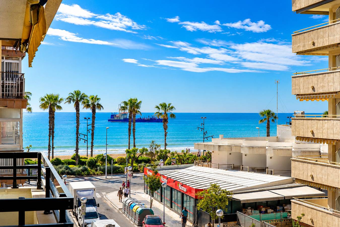 Entire apartment, Ideal parejas - Escapada junto al Mar in La Pineda, Platja de la Pineda