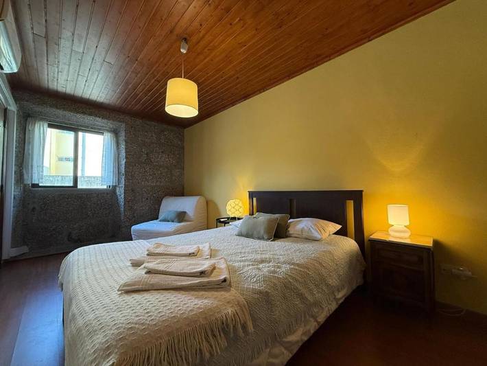 Gîte pour 5 personnes, avec Terrasse à Terras de Bouro - 2