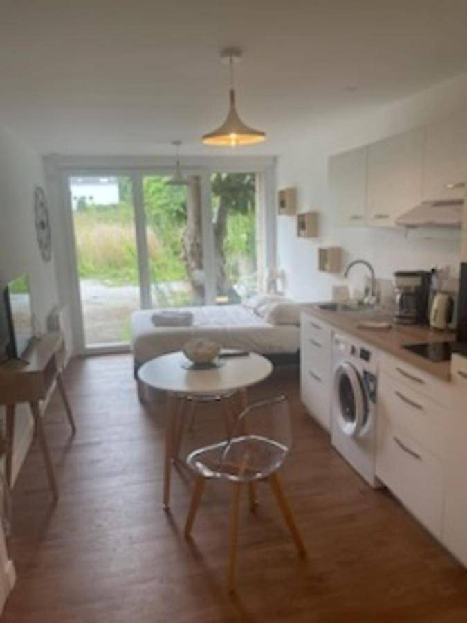 Appartement entier, Le Jaures 1 - Studio - Rdc in Hennebont, Côte des Mégalithes