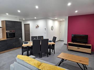 Gîte pour 4 personnes, avec vue et balcon à Sapois