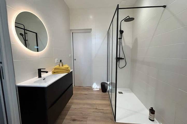 Apartamento entero, Casa Clemenceau #2 - T2 très haut standing - Clim in Brive-la-Gaillarde, Brive-la-Gaillarde region