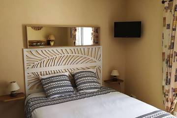 Chambre D’hôte pour 2 Personnes dans Causse-de-la-Selle, Région de Lodève, Photo 1