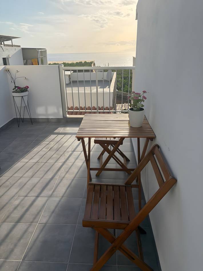 Apartamento entero, Apartamento vacacional 'Tmg El Caleton 2' con vistas al mar, Wi-Fi y aire acondicionado in Fonsalia, Guía de Isora