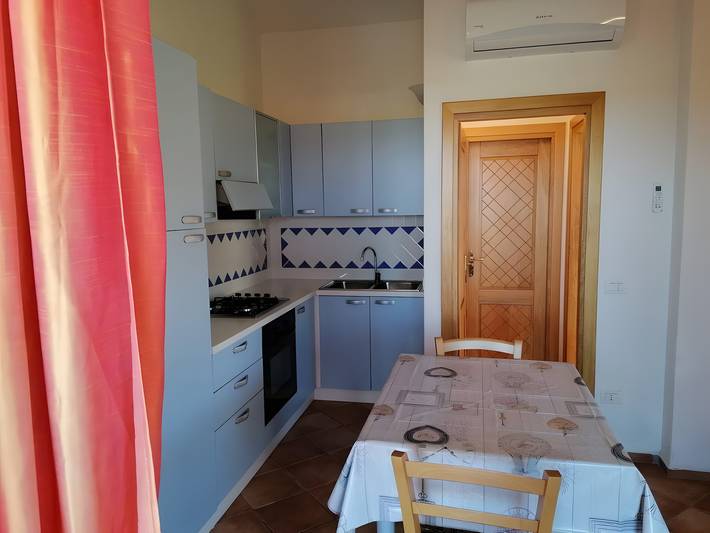 Entire apartment, Apartment 'Lu Sulianu- T2' with Private Terrace, Private Garden and Air Conditioning in Porto Ottiolu, Budoni