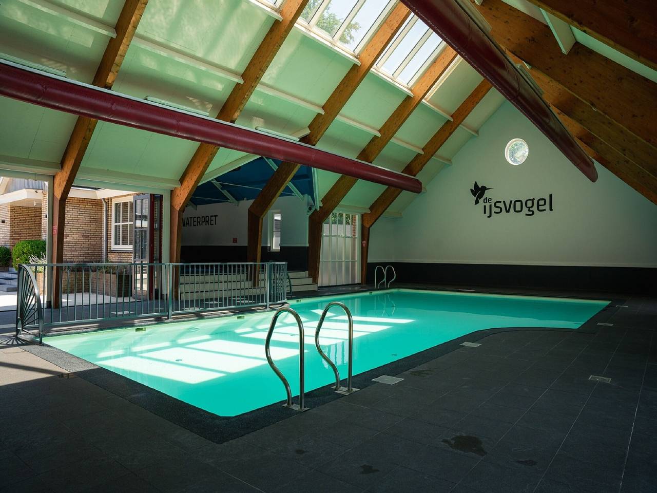 Attractive and modern furnished bungalow in a holiday park near the Veluwe in Veluwe