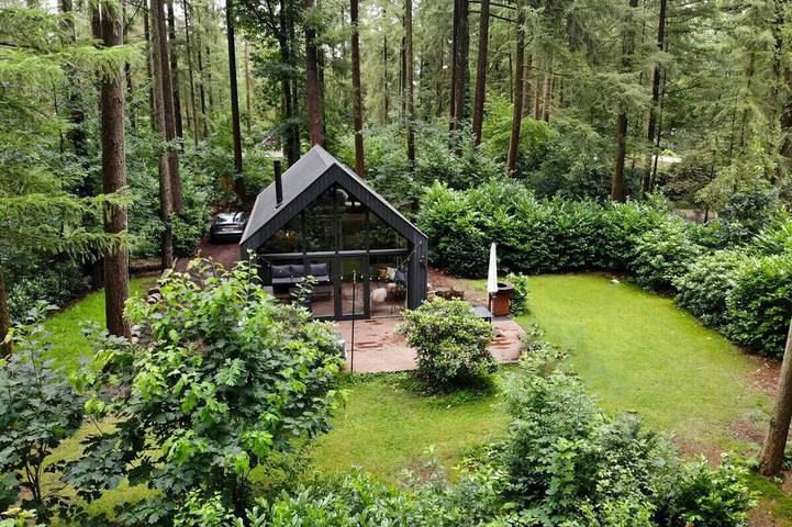 Vakantiehuis voor 4 personen, met tuin en balkon in Emst