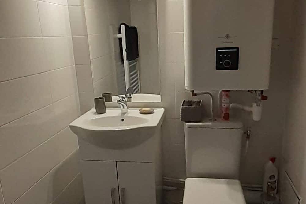 Entire apartment, Appartement Dans les Alpilles in Paradou, Arles region