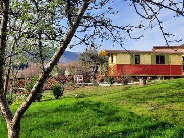 Chambre d’hôte pour 3 personnes, avec vue et jardin, animaux acceptés dans Villy-le-Bouveret