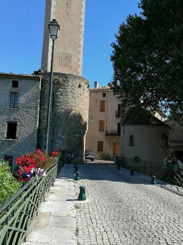 Gîte pour 3 personnes, avec vue, animaux acceptés à Mollans-sur-Ouvèze
