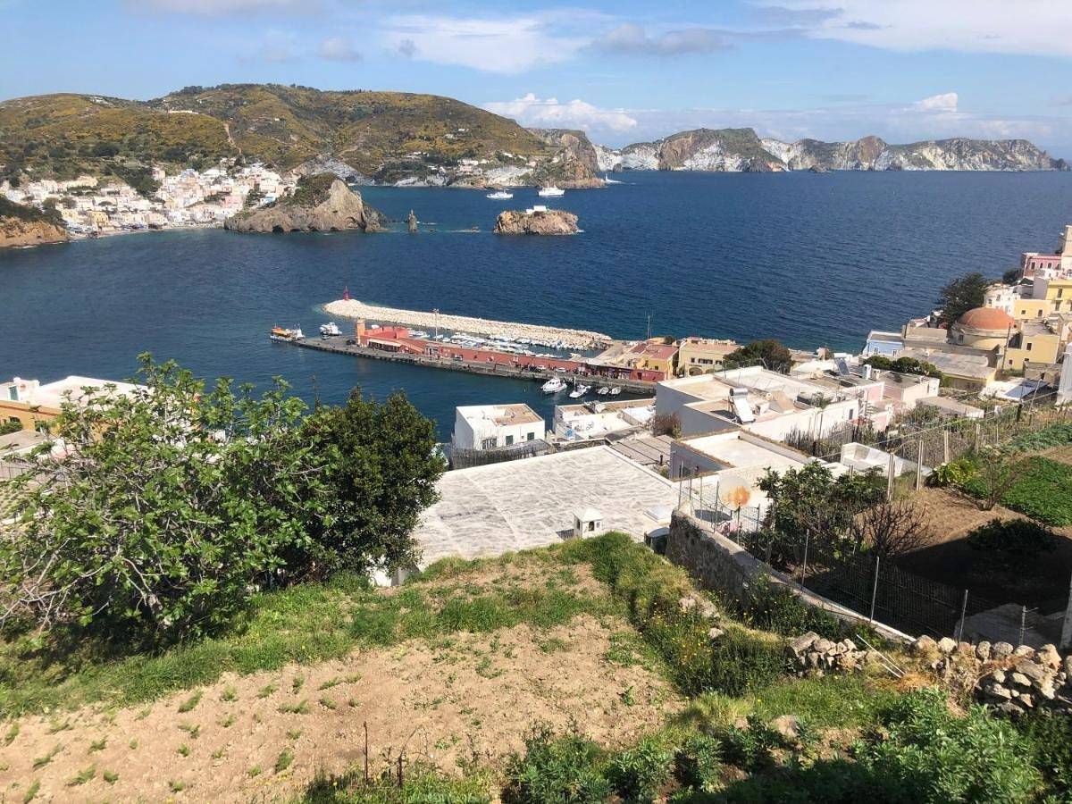 Villa Adele Ponza in La parata, Ponza