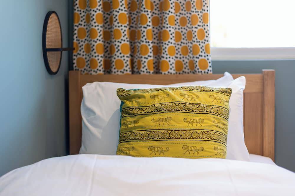 Moonbeam Cottage - Cozy Cottage in London. Pet friendly! in Bromley, London
