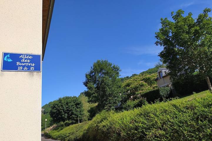Apartamento entero, 2-Room Apartment Balcony Swimming Pool Village Goélia in Saint-Geniez-d'Olt-et-d'Aubrac, Parc naturel régional de l'Aubrac