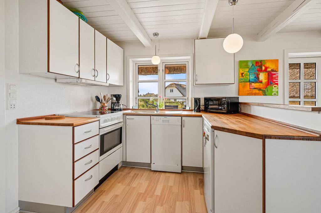 Reetgedecktes Ferienhaus mit Sauna, 300 m zum Strand in Ulfborg, Holstebro und Umgebung