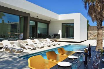 Villa voor 8 Personen in L'Escala, Costa Brava, Afbeelding 2