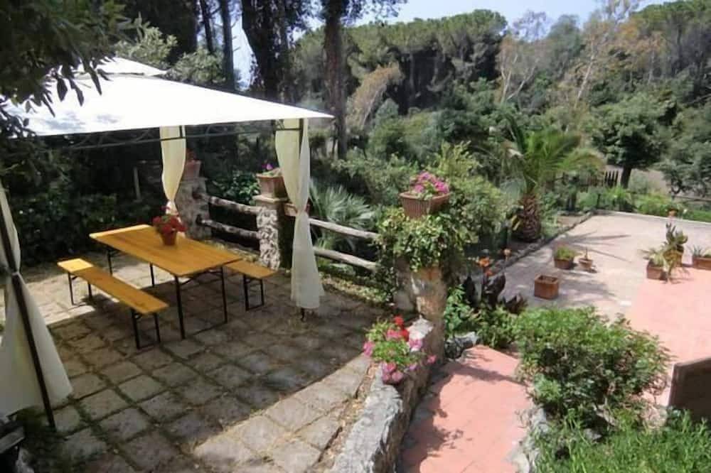 Appartamento intero, Appartamento di vacanza Ansedonia per 1 - 4 persone con 1 camera da letto - Appartamento di vacanza in Ansedonia, Orbetello