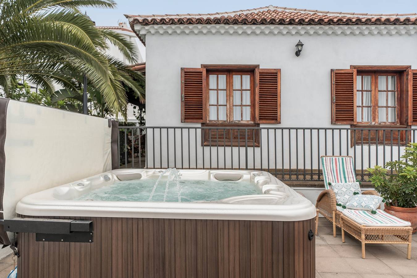 Apartamento entero, Apartamento Vacacional 'Casa Rural Agua Blanca 2' con Vista al Mar, Terraza Compartida y Wi-Fi in La Matanza de Acentejo, Tenerife Norte
