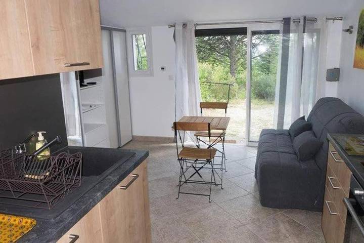Location de vacances pour 6 personnes, avec jardin et vue à Saint-Étienne-les-Orgues - 2